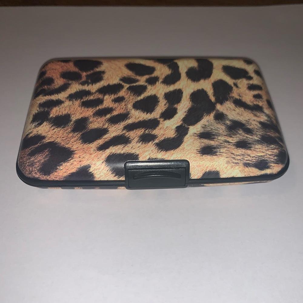 Cheetah Print RFID Blocking Wallet/Card Case